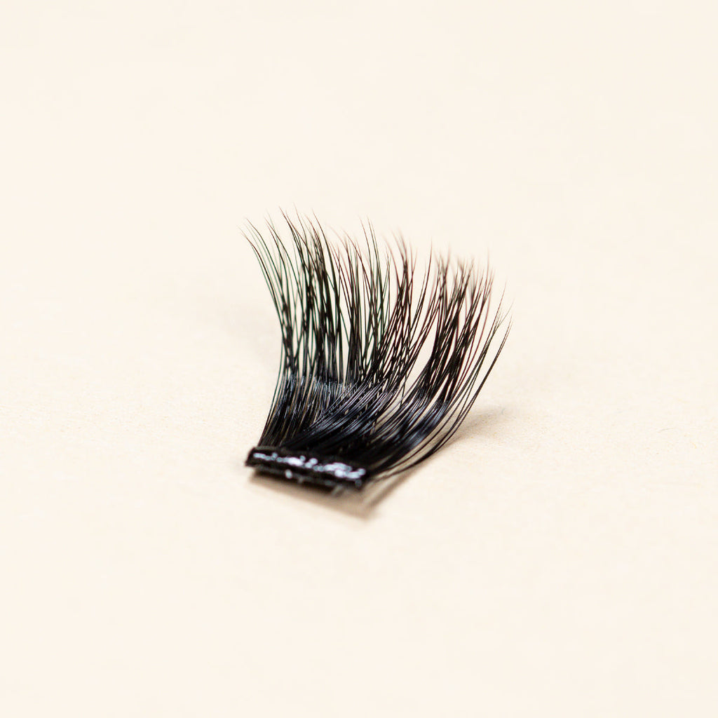 Single lashes (different lengths) | Whispy Extreme